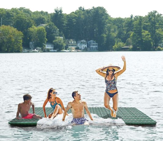 Aqua Ultimate Floating Water Mat