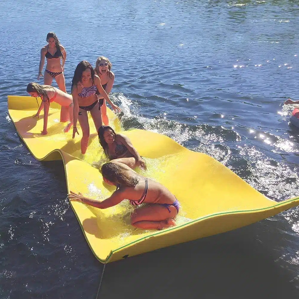 How Do You Carry A Floating Mat On A Boat? Dock Floating Water Mats