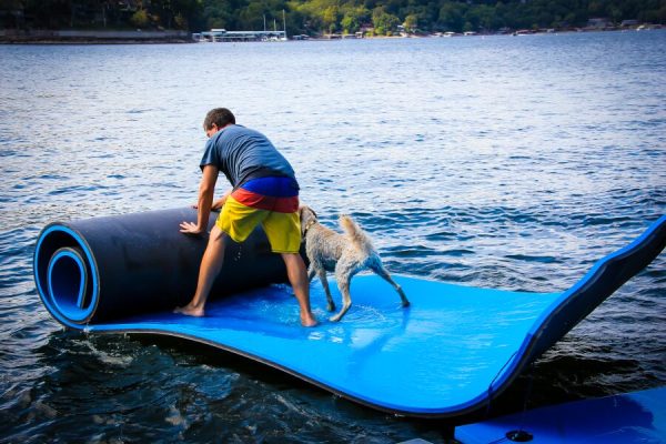 Can Pets Safely Use Floating Foam Water Mats?