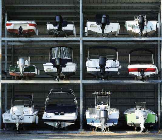 where do rich people keep their boats 2