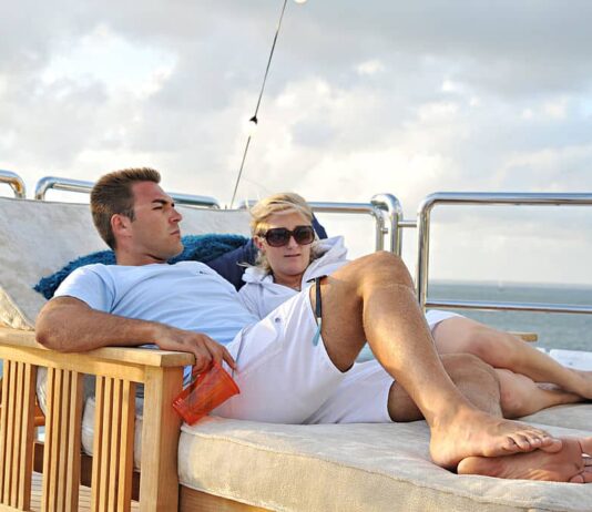 Below Deck   Season 1